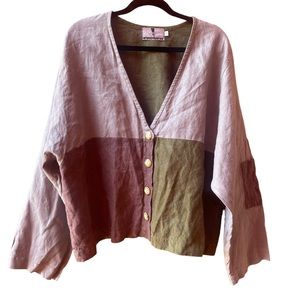 Crunch 100% line colorblock lagenlook back button detail, size 2 (Large).